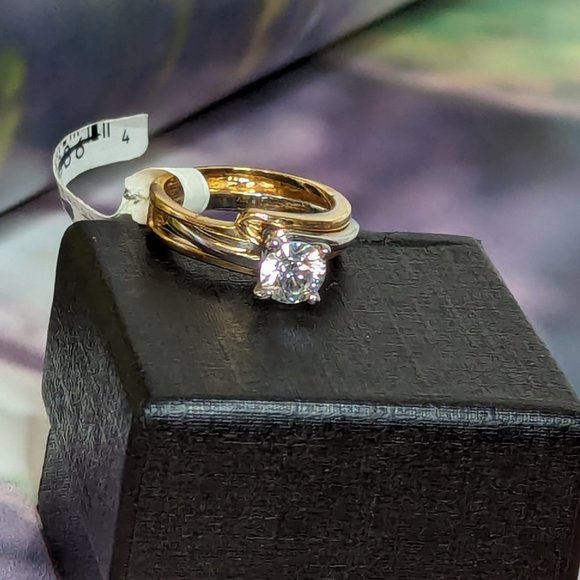 Engagment Vintage Ring Signed Uncas 8mm ZIRCONIA 18K HGE STERLING tarnish free - Picture 1 of 10